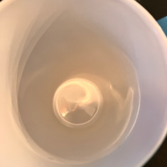 Maxwell And Williams Sprinkle Coffee Mug Blue & White Polka Dot 10 Ounce - Picture 3 of 4